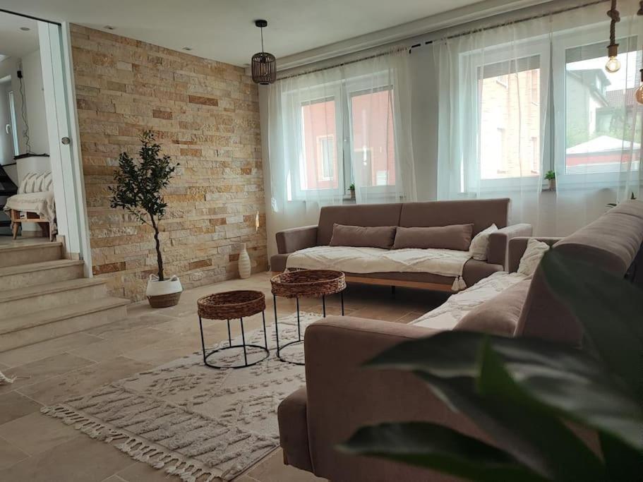 -Stadthaus Ida- Mit Grosser Dachterasse, Am Schlosspark, Luftkurort Kisslegg, Boxspringbetten, Kaffeevollautomat, Smarttv, Familienfreundlich, Grosszuegig, Zentral Buitenkant foto