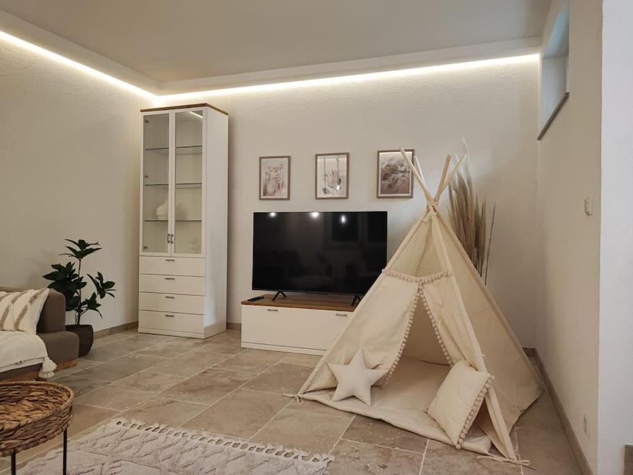 -Stadthaus Ida- Mit Grosser Dachterasse, Am Schlosspark, Luftkurort Kisslegg, Boxspringbetten, Kaffeevollautomat, Smarttv, Familienfreundlich, Grosszuegig, Zentral Buitenkant foto