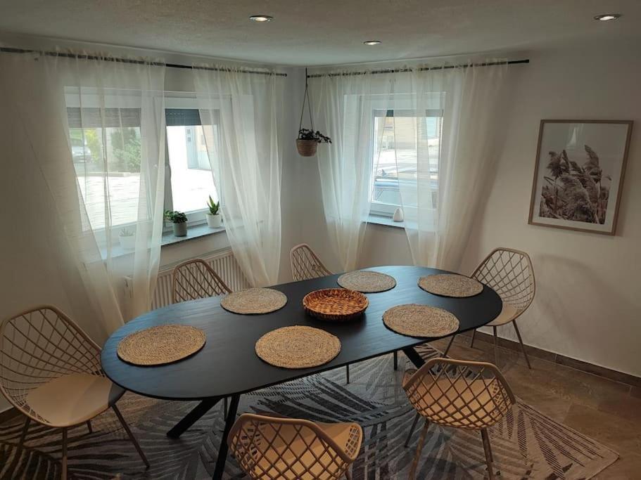 -Stadthaus Ida- Mit Grosser Dachterasse, Am Schlosspark, Luftkurort Kisslegg, Boxspringbetten, Kaffeevollautomat, Smarttv, Familienfreundlich, Grosszuegig, Zentral Buitenkant foto