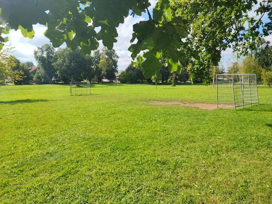 -Stadthaus Ida- Mit Grosser Dachterasse, Am Schlosspark, Luftkurort Kisslegg, Boxspringbetten, Kaffeevollautomat, Smarttv, Familienfreundlich, Grosszuegig, Zentral Buitenkant foto