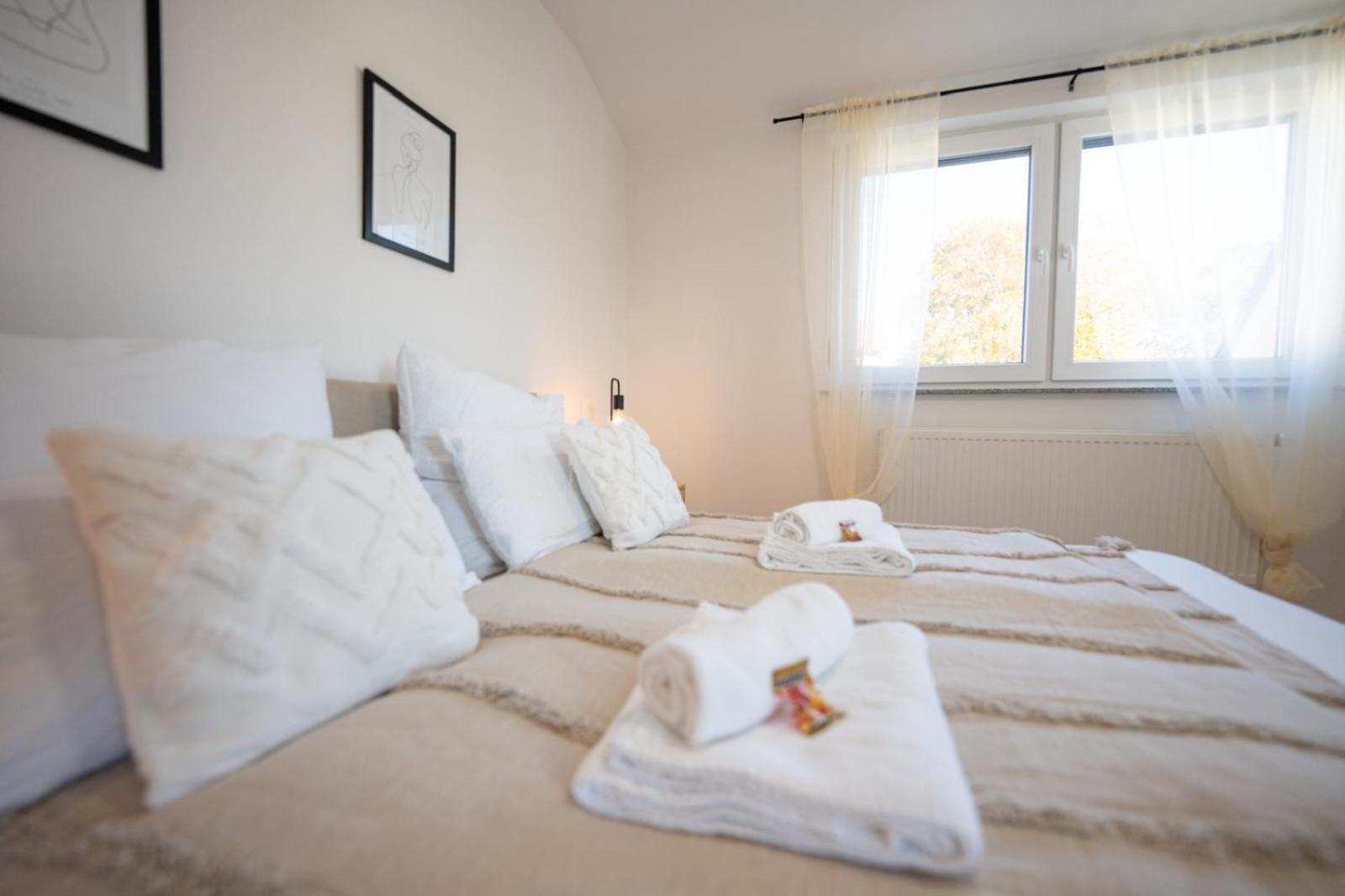 -Stadthaus Ida- Mit Grosser Dachterasse, Am Schlosspark, Luftkurort Kisslegg, Boxspringbetten, Kaffeevollautomat, Smarttv, Familienfreundlich, Grosszuegig, Zentral Buitenkant foto
