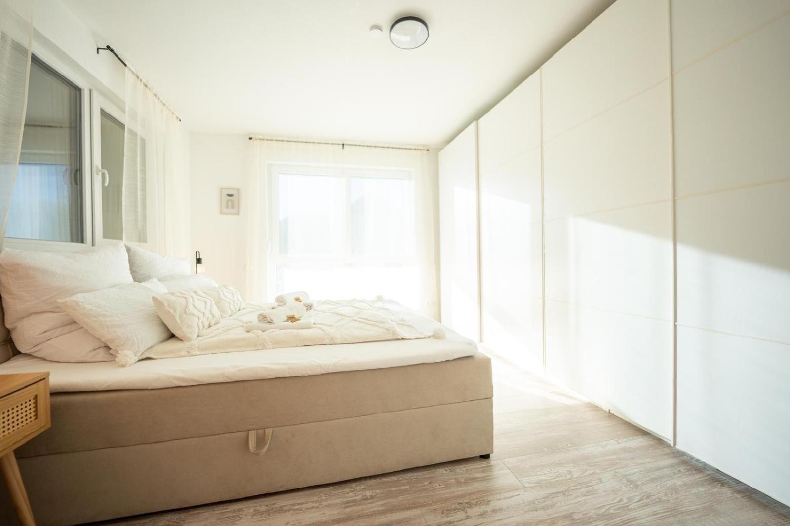 -Stadthaus Ida- Mit Grosser Dachterasse, Am Schlosspark, Luftkurort Kisslegg, Boxspringbetten, Kaffeevollautomat, Smarttv, Familienfreundlich, Grosszuegig, Zentral Buitenkant foto